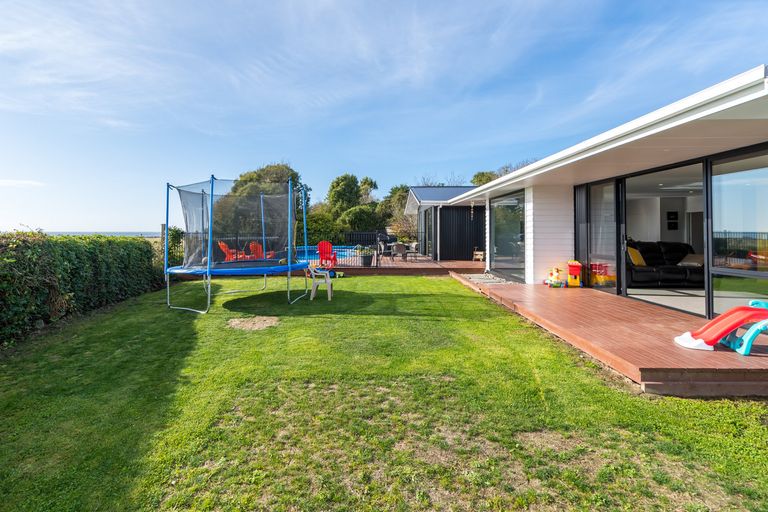 Photo of property in 231 Moturata Road, Taieri Beach, Brighton, 9091