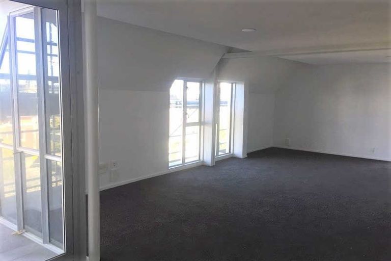 Photo of property in 14/15 Peterborough Street, Christchurch Central, Christchurch, 8013