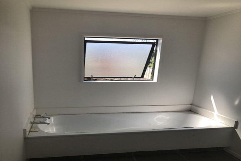 Photo of property in 2/19 Ferguson Street, Mangere East, Auckland, 2024