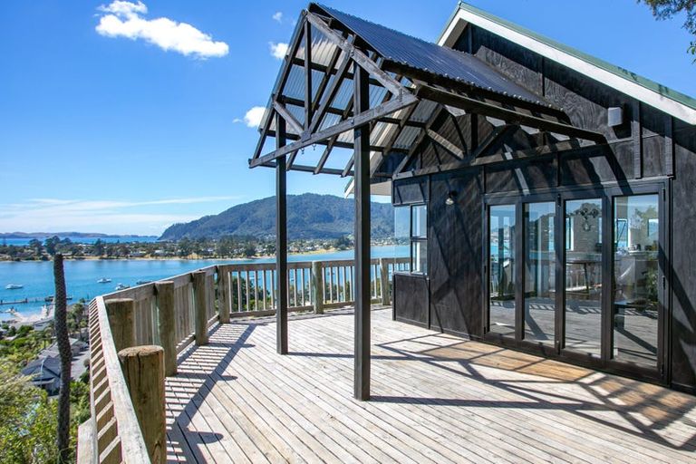 Photo of property in 23 Pine Grove, Tairua, 3508