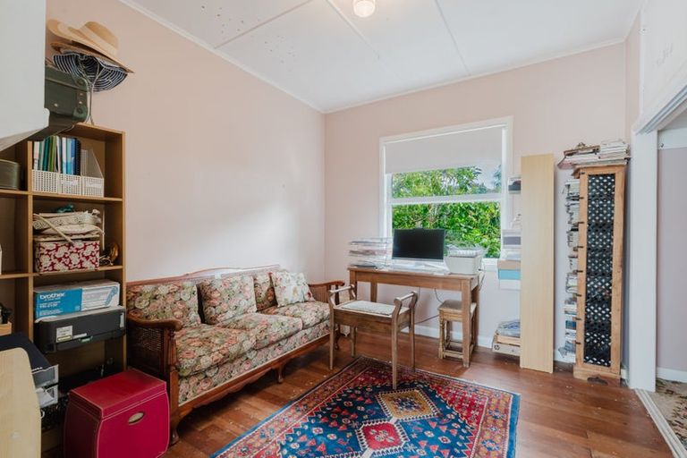 Photo of property in 114 Tuhikaramea Road, Dinsdale, Hamilton, 3204