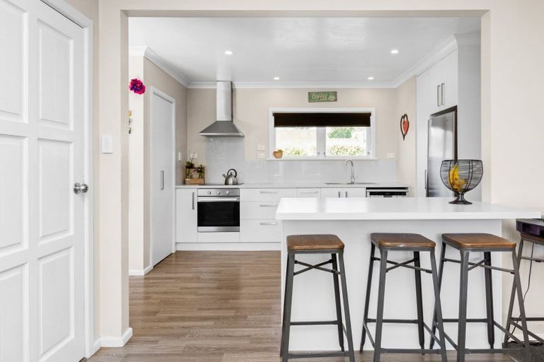 Photo of property in 25 Harpham Street, Taradale, Napier, 4112