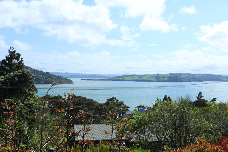 Photo of property in 105 Greenslade Road, Raglan, 3295