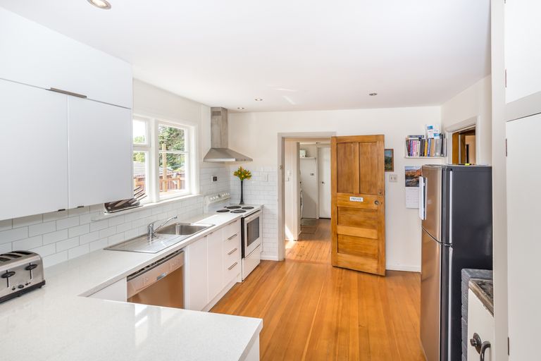 Photo of property in 247 Hoon Hay Road, Hoon Hay, Christchurch, 8025