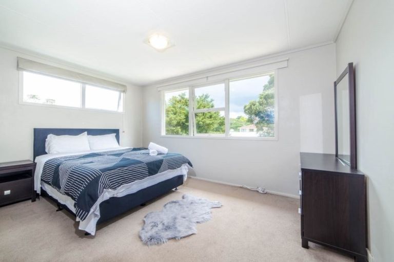 Photo of property in 1/37 Becroft Drive, Forrest Hill, Auckland, 0620