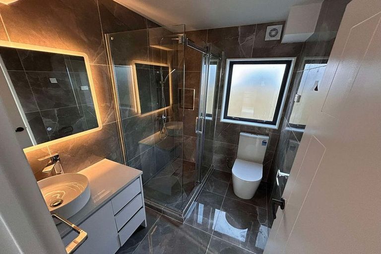 Photo of property in 14 James Street, Mangere East, Auckland, 2024