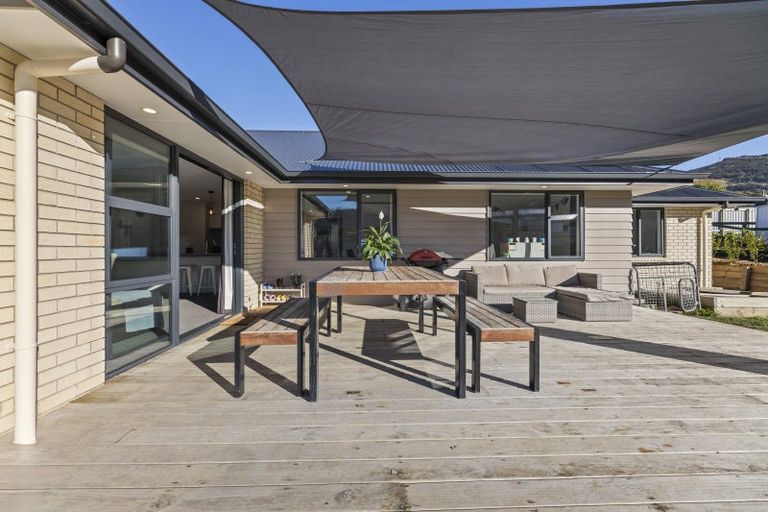 Photo of property in 18 Goddard Way, Sawyers Bay, Port Chalmers, 9023
