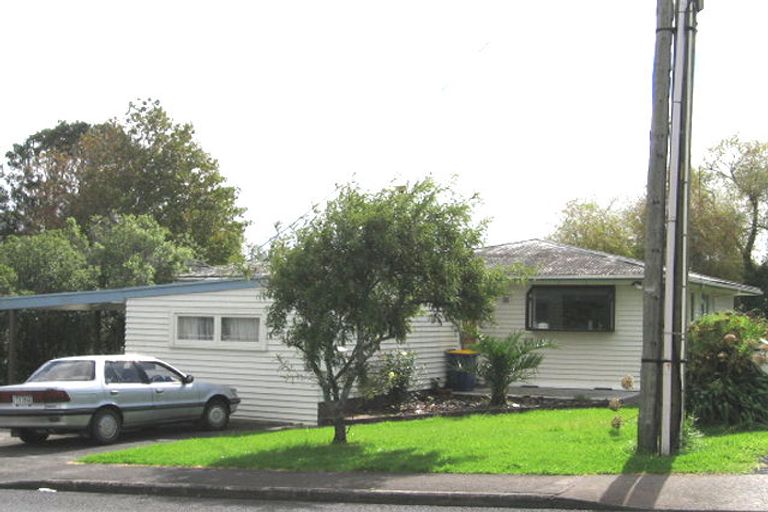 Photo of property in 113 Taikata Road, Te Atatu Peninsula, Auckland, 0610