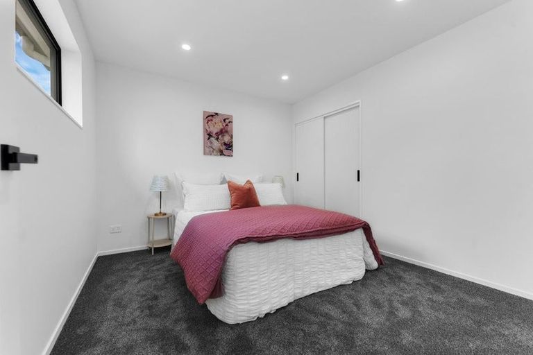 Photo of property in 16a Brandon Road, Glen Eden, Auckland, 0602