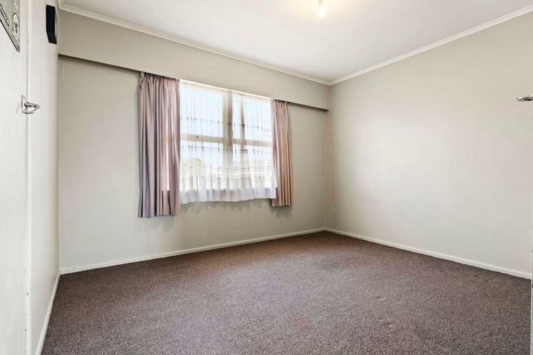 Photo of property in 3 Mountbatten Place, Papakura, 2110