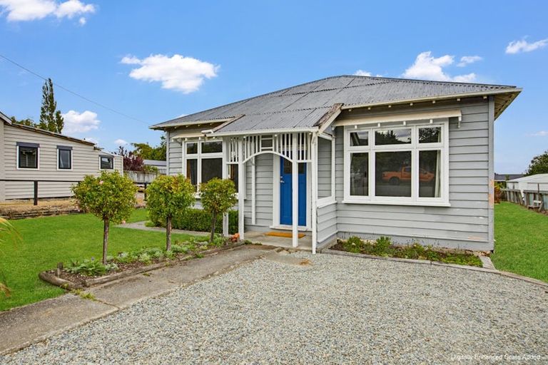 Photo of property in 38 Meadow Street, Lumsden, 9730