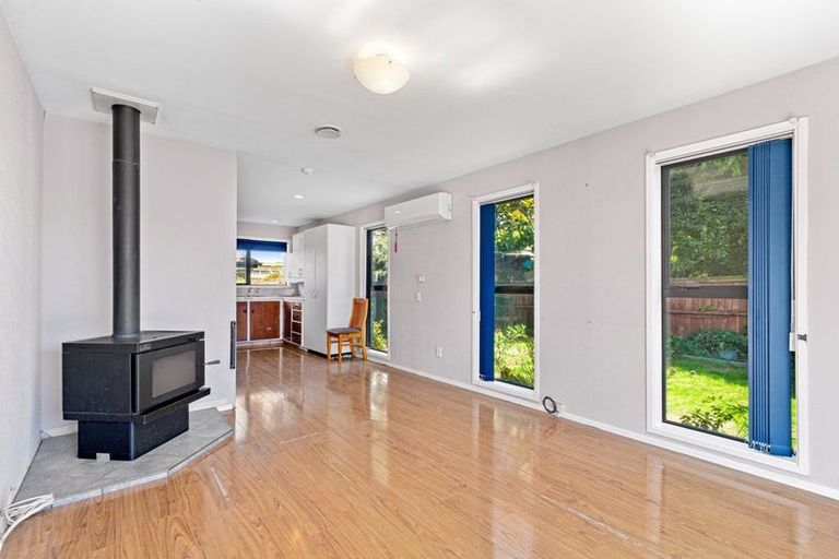 Photo of property in 121 Hay Street, Bromley, Christchurch, 8062