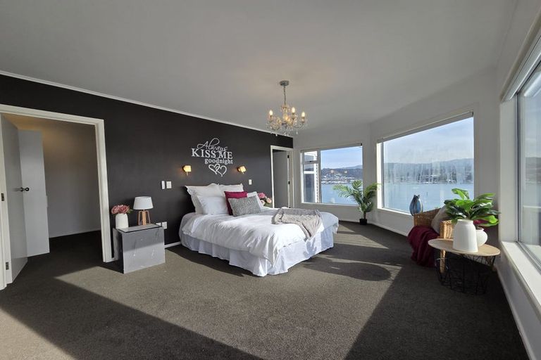 Photo of property in 103 Maupuia Road, Maupuia, Wellington, 6022