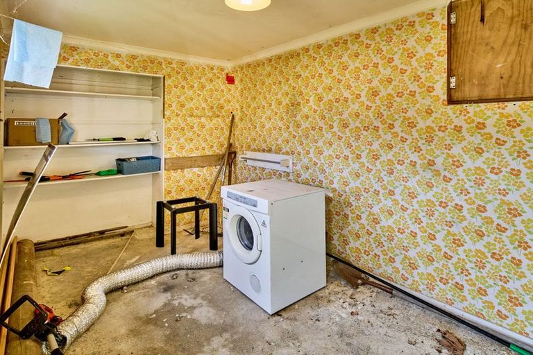 Photo of property in 15b Florio Terrace, Tawa, Wellington, 5028