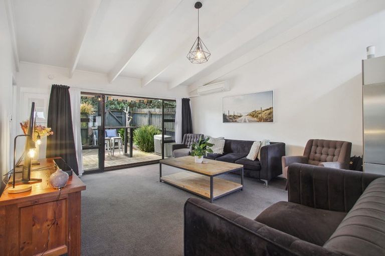 Photo of property in 3/42 James Laurie Street, Henderson, Auckland, 0612
