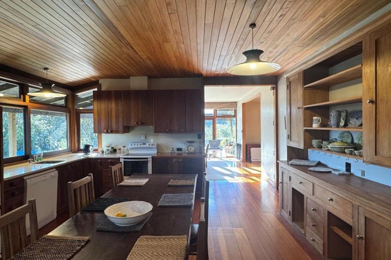 Photo of property in 158 Te Mata Peak Road, Havelock North, 4130