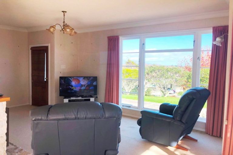 Photo of property in 28 Read Street, Levin, 5510