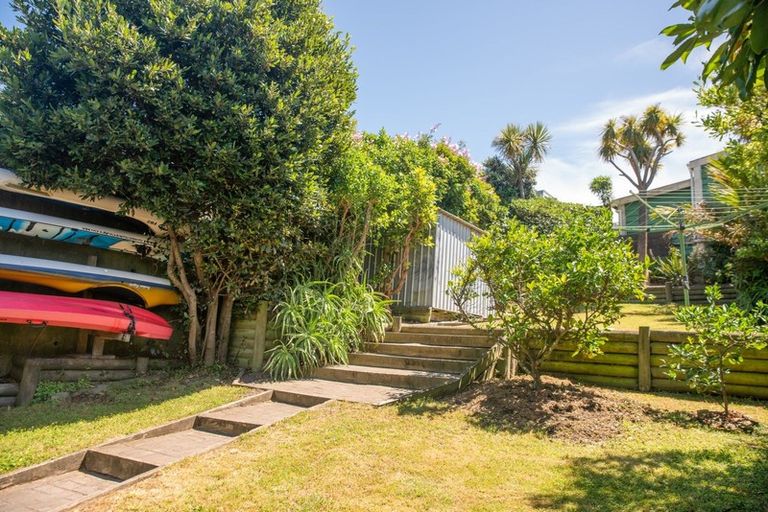 Photo of property in 10 Howard Street, Mount Cook, Wellington, 6021