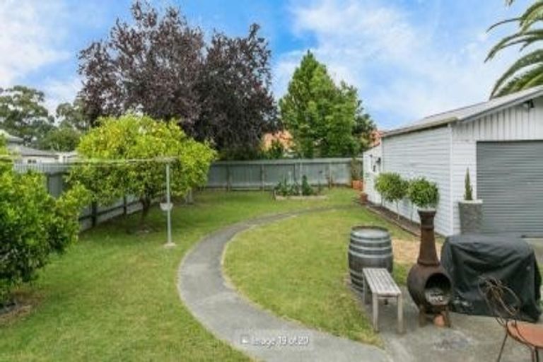 Photo of property in 35 Nuffield Avenue, Marewa, Napier, 4110