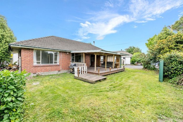 Photo of property in 6 Awatea Road, Hornby, Christchurch, 8042