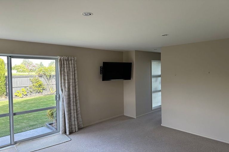Photo of property in 2 Tripoli Street, Rangiora, 7400