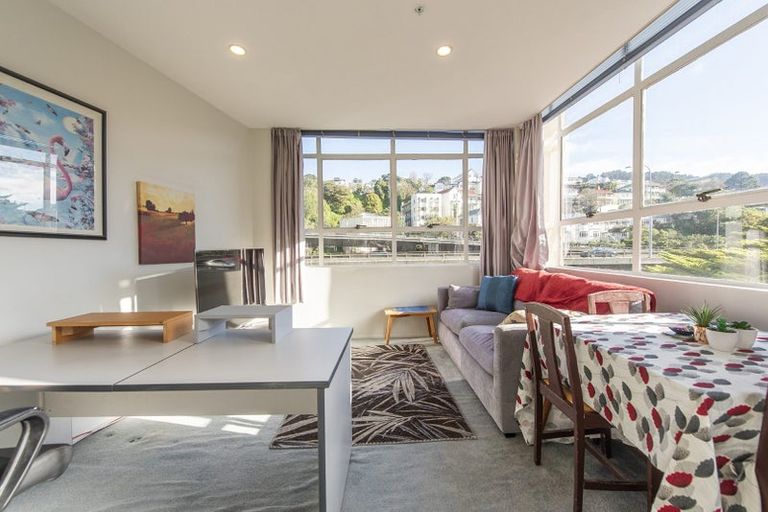 Photo of property in Hume House, 152u5 The Terrace, Wellington Central, Wellington, 6011