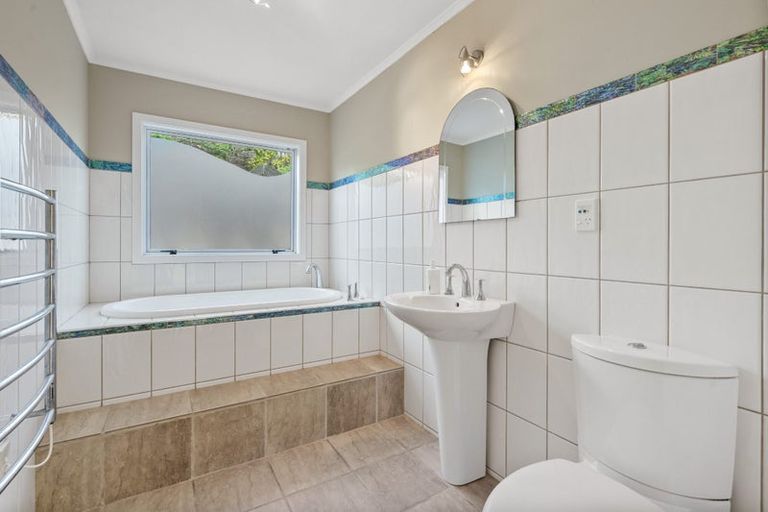 Photo of property in 23 Harbour View Road, Onerahi, Whangarei, 0110