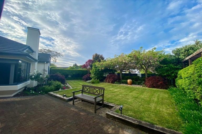 Photo of property in 28 Keswick Crescent, Huntington, Hamilton, 3210