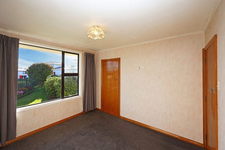 Photo of property in 32 Awamoa Road, Holmes Hill, Oamaru, 9401