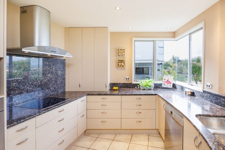 Photo of property in 18 Woodland Grove, Feilding, 4702