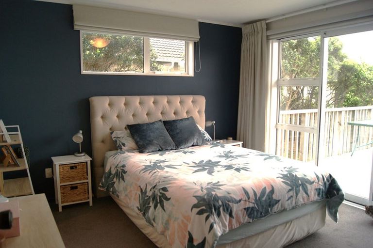 Photo of property in 78 Thurleigh Grove, Karori, Wellington, 6012