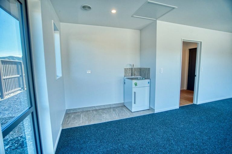 Photo of property in 11 Hinau Crescent, Kaiata, Greymouth, 7805