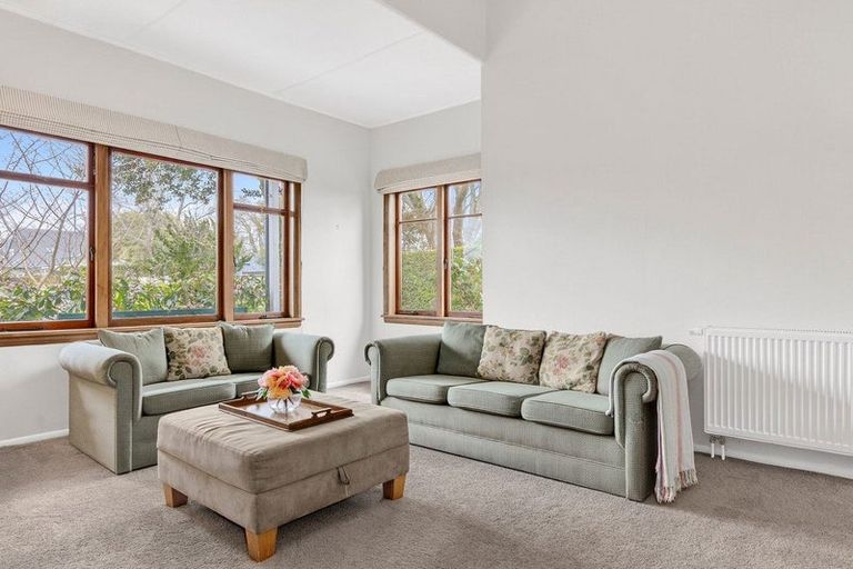 Photo of property in 30 Clare Street, Cambridge, 3434