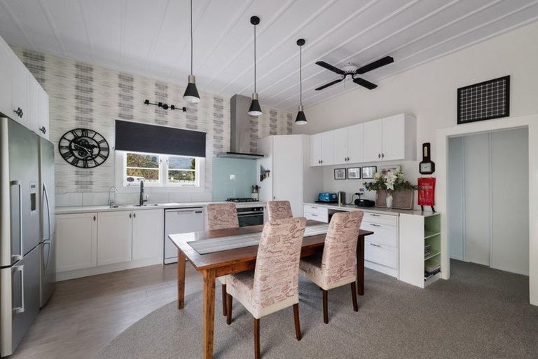 Photo of property in 15 Waiomu Valley Road, Waiomu, Thames, 3575