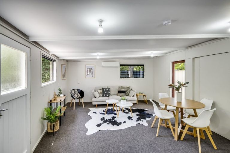 Photo of property in 23 Kent Terrace, Taradale, Napier, 4112