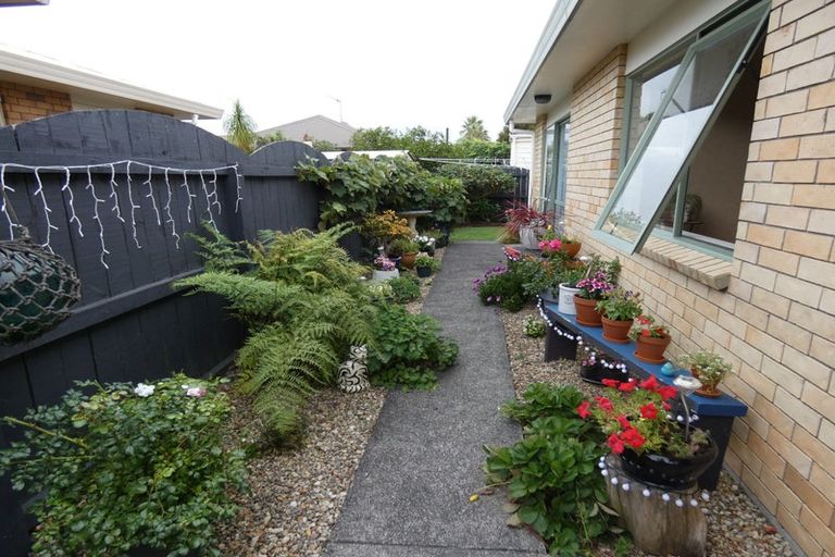 Photo of property in 3 Kimshee Way, Tuakau, 2121