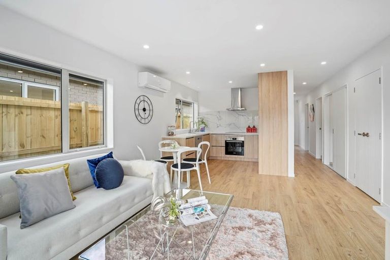 Photo of property in 61c Settlement Road, Papakura, 2110