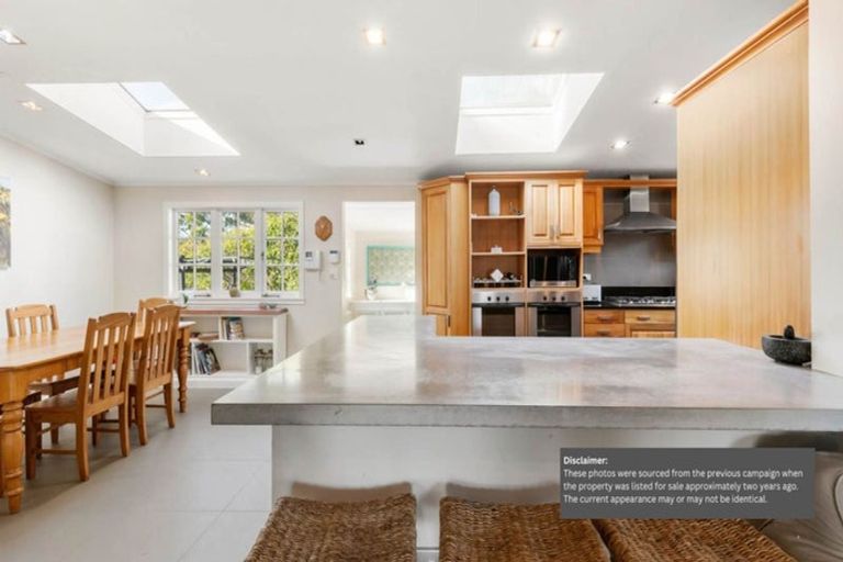 Photo of property in 284 Whitford Park Road, Whitford, Manurewa, 2576