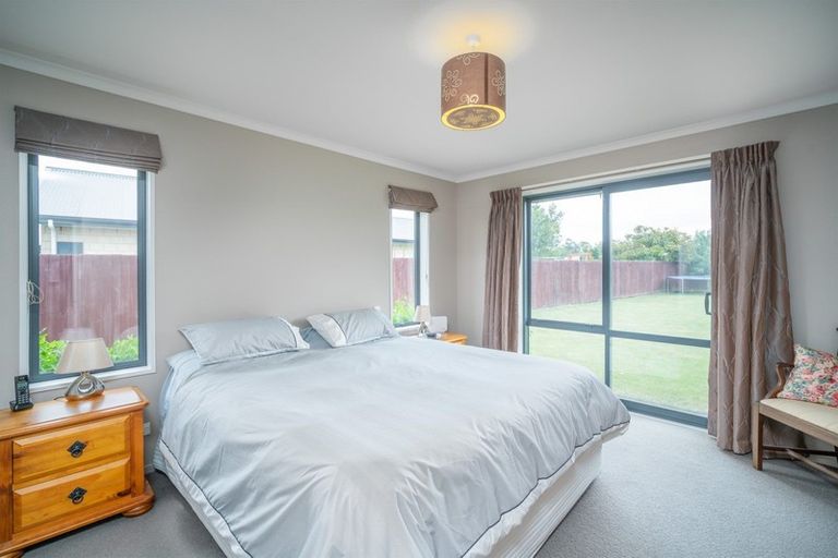 Photo of property in 12 Kingsley Place, Rolleston, 7614