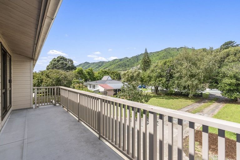Photo of property in 132 Main Road, Waikanae, 5036
