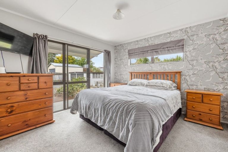 Photo of property in 11 Corinna Street, Welcome Bay, Tauranga, 3112