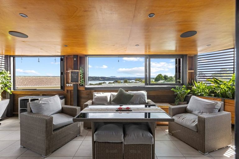 Photo of property in 9 Gerontius Lane, Snells Beach, 0920