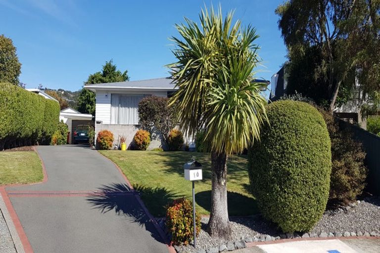 Photo of property in 10 Kukupa Grove, Heretaunga, Upper Hutt, 5018
