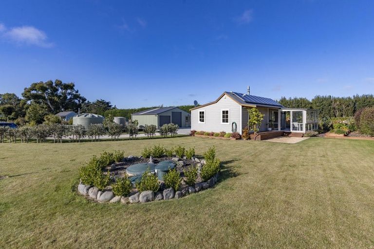 Photo of property in 3/3 Ashworths Road, Amberley, 7481