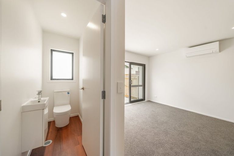 Photo of property in 1/104 Martin Street, Wallaceville, Upper Hutt, 5018