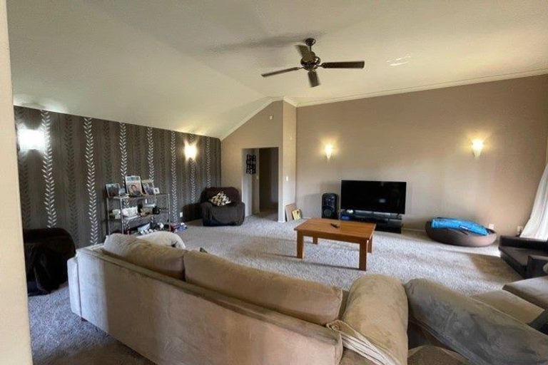 Photo of property in 17 Kopu Drive, Pyes Pa, Tauranga, 3112