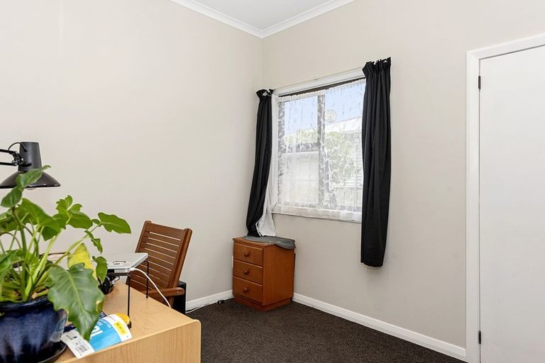 Photo of property in 6 Marire Avenue, Frankton, Hamilton, 3204