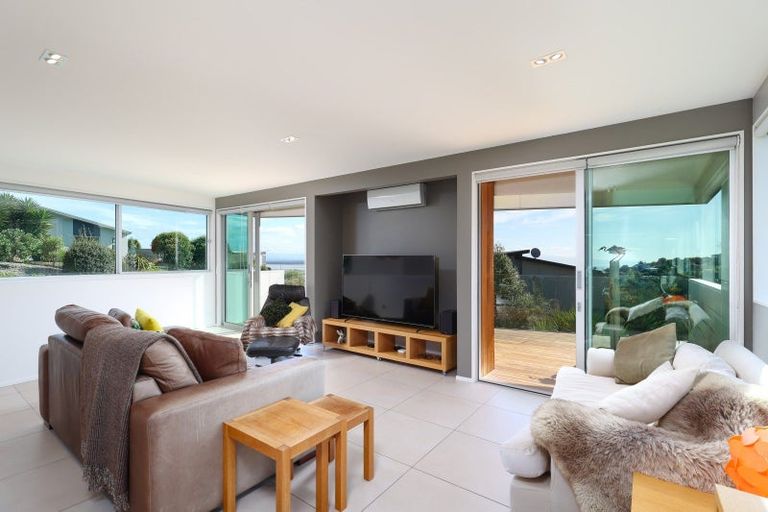 Photo of property in 33 Highview Drive, Wakatu, Nelson, 7011