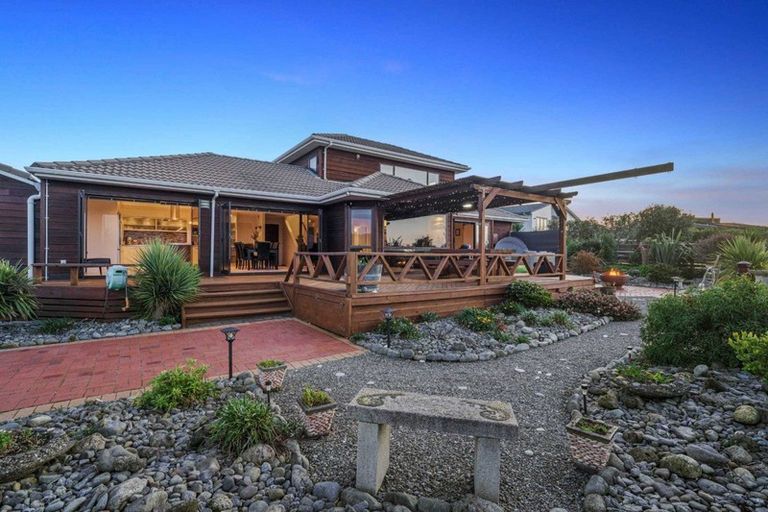 Photo of property in 263 Manly Street, Paraparaumu Beach, Paraparaumu, 5032