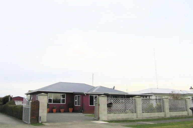 Photo of property in 12 Hinton Road, Taradale, Napier, 4112